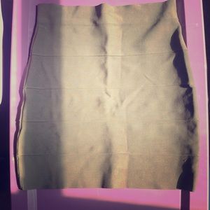 BCBG Maxazria Dark Olive Skirt Large